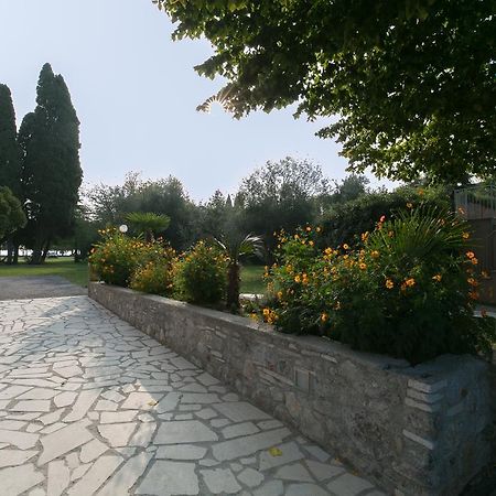 Villa Pioppi Hotel Sirmione Esterno foto