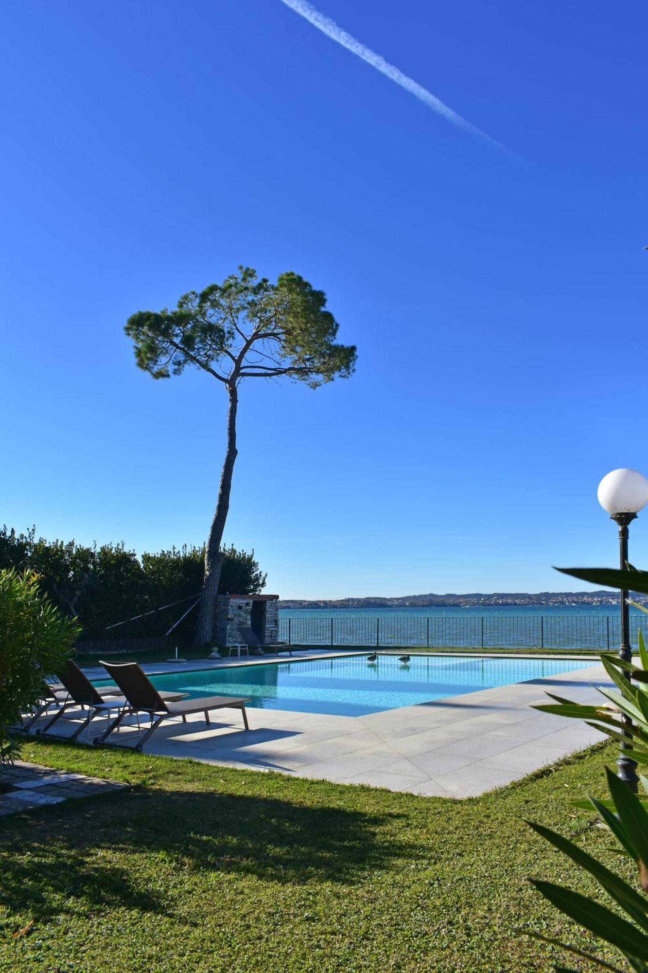 Villa Pioppi Hotel Sirmione Esterno foto