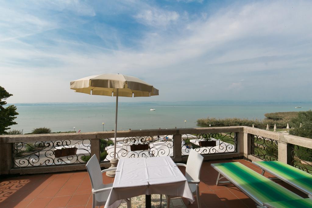 Villa Pioppi Hotel Sirmione Esterno foto