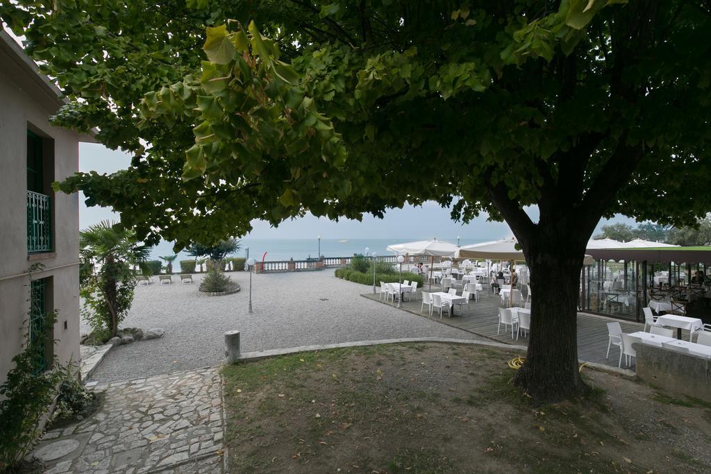 Villa Pioppi Hotel Sirmione Esterno foto
