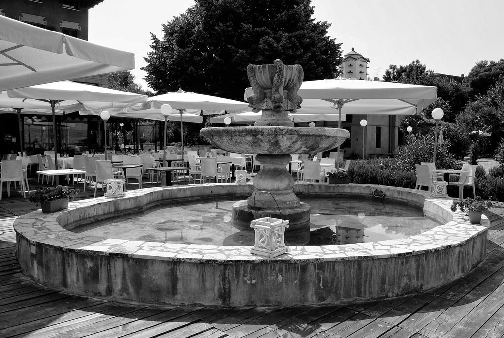 Villa Pioppi Hotel Sirmione Esterno foto