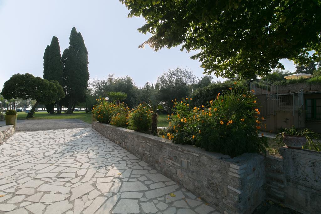 Villa Pioppi Hotel Sirmione Esterno foto