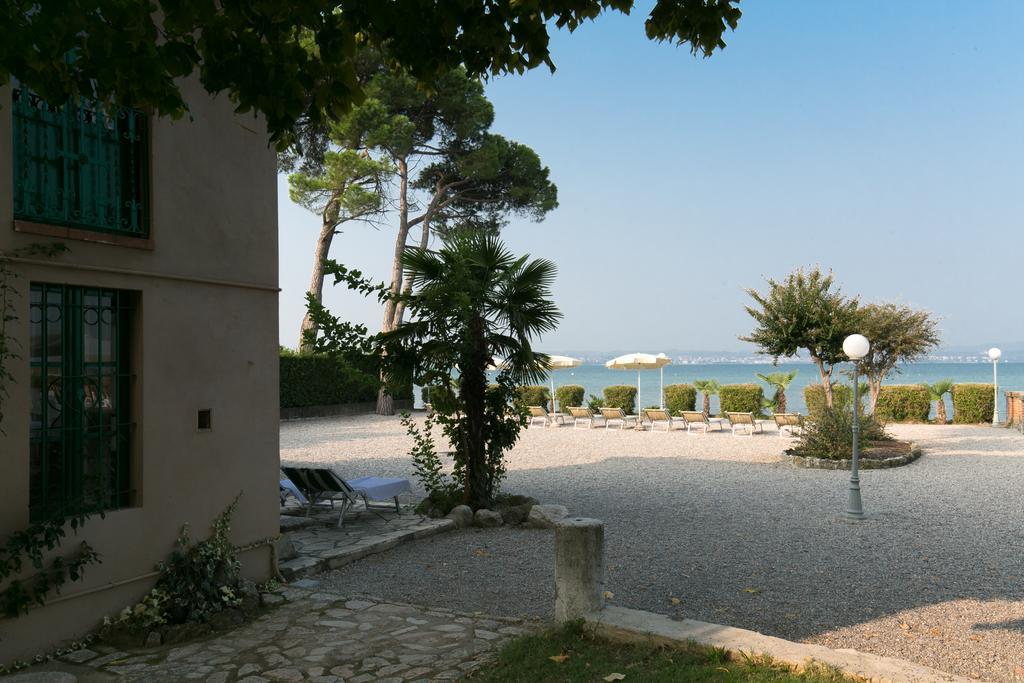 Villa Pioppi Hotel Sirmione Esterno foto
